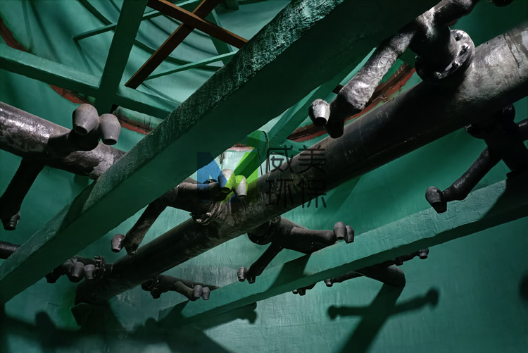 湖北磷化工脫硫塔噴淋層現(xiàn)場施工圖