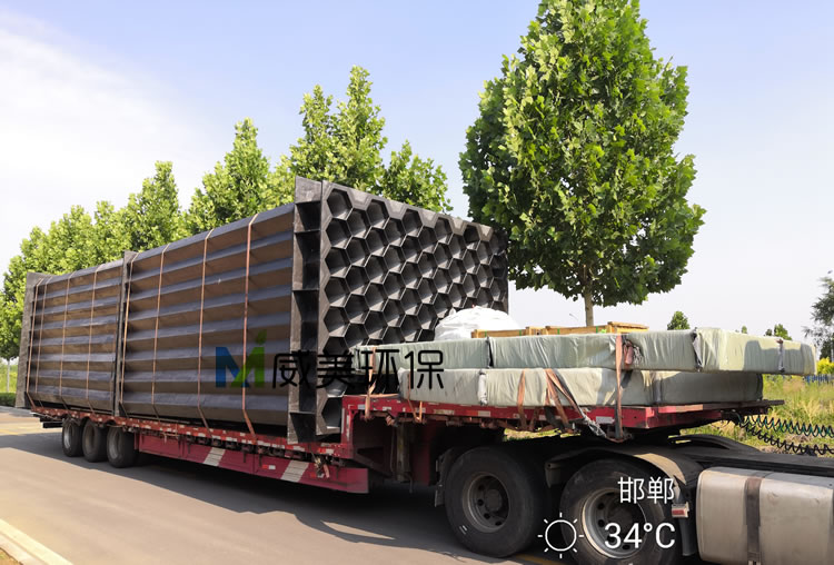 戰(zhàn)高溫 斗酷暑 四川磷化工靜電除霧器施工現(xiàn)場干勁十足