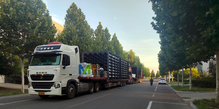 �����ǏS��늳��m����������(n��i)�������S�ްl(f��)؛